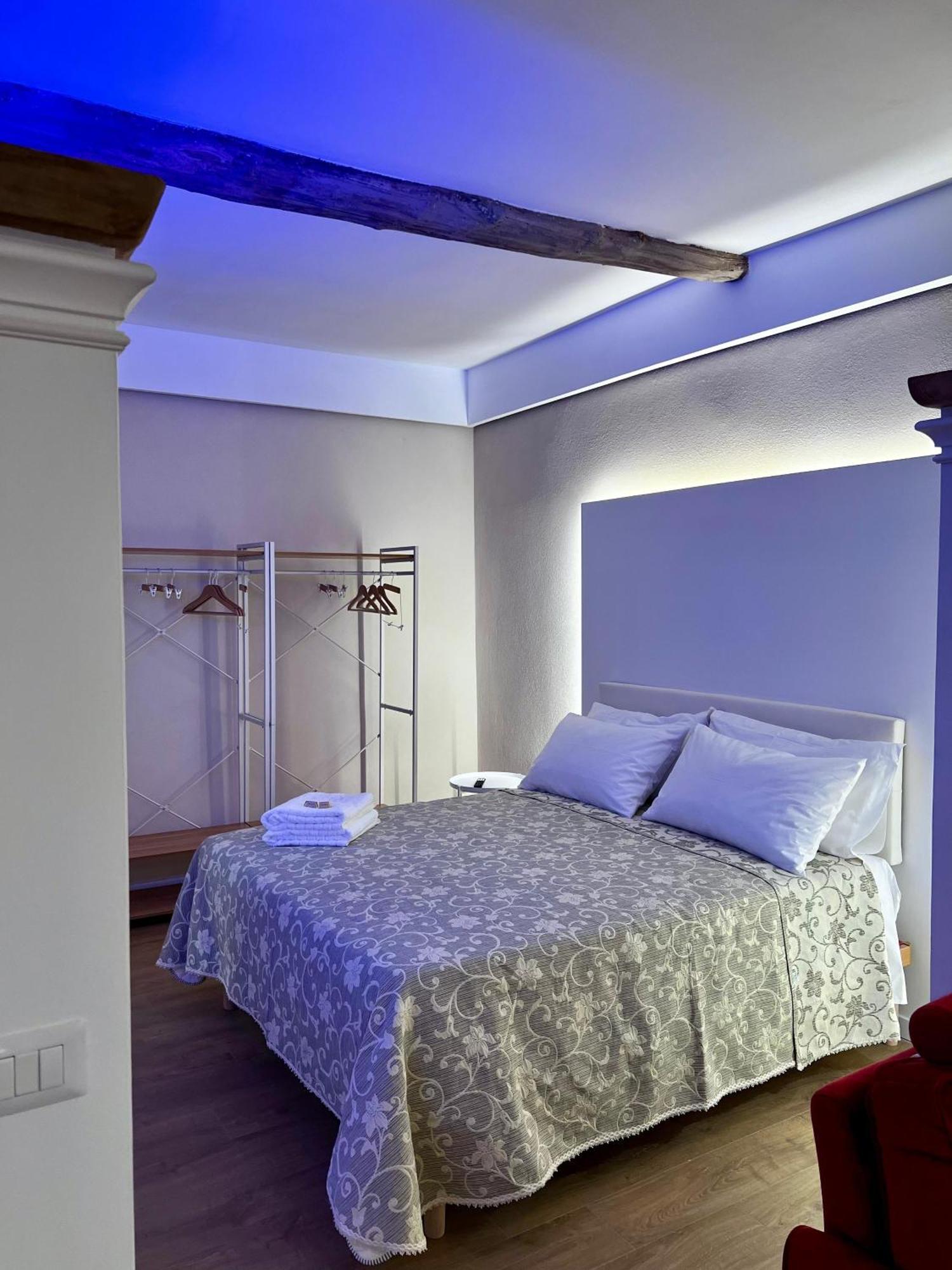 Elena'S Suite Sutri Exteriér fotografie