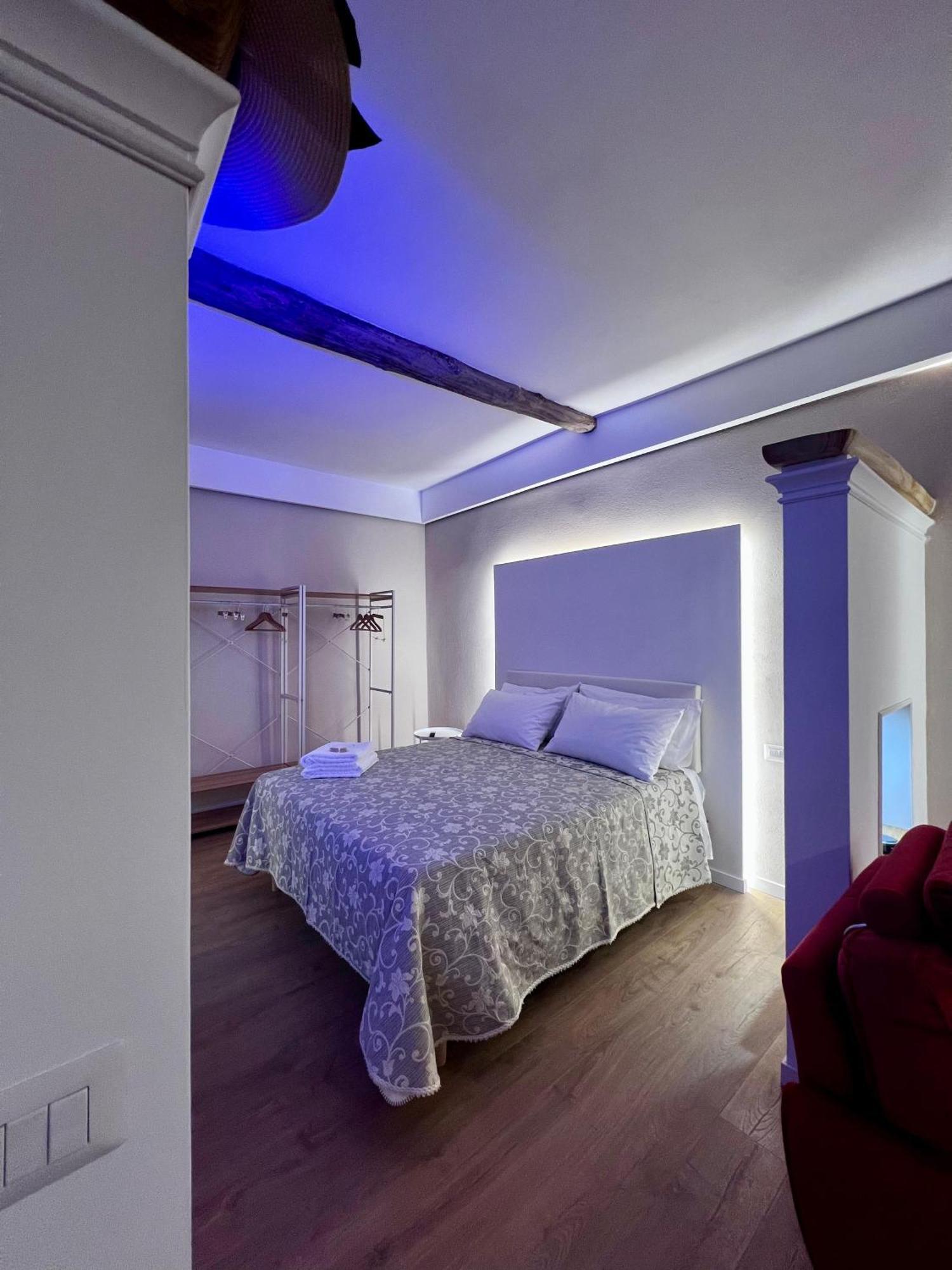 Elena'S Suite Sutri Exteriér fotografie
